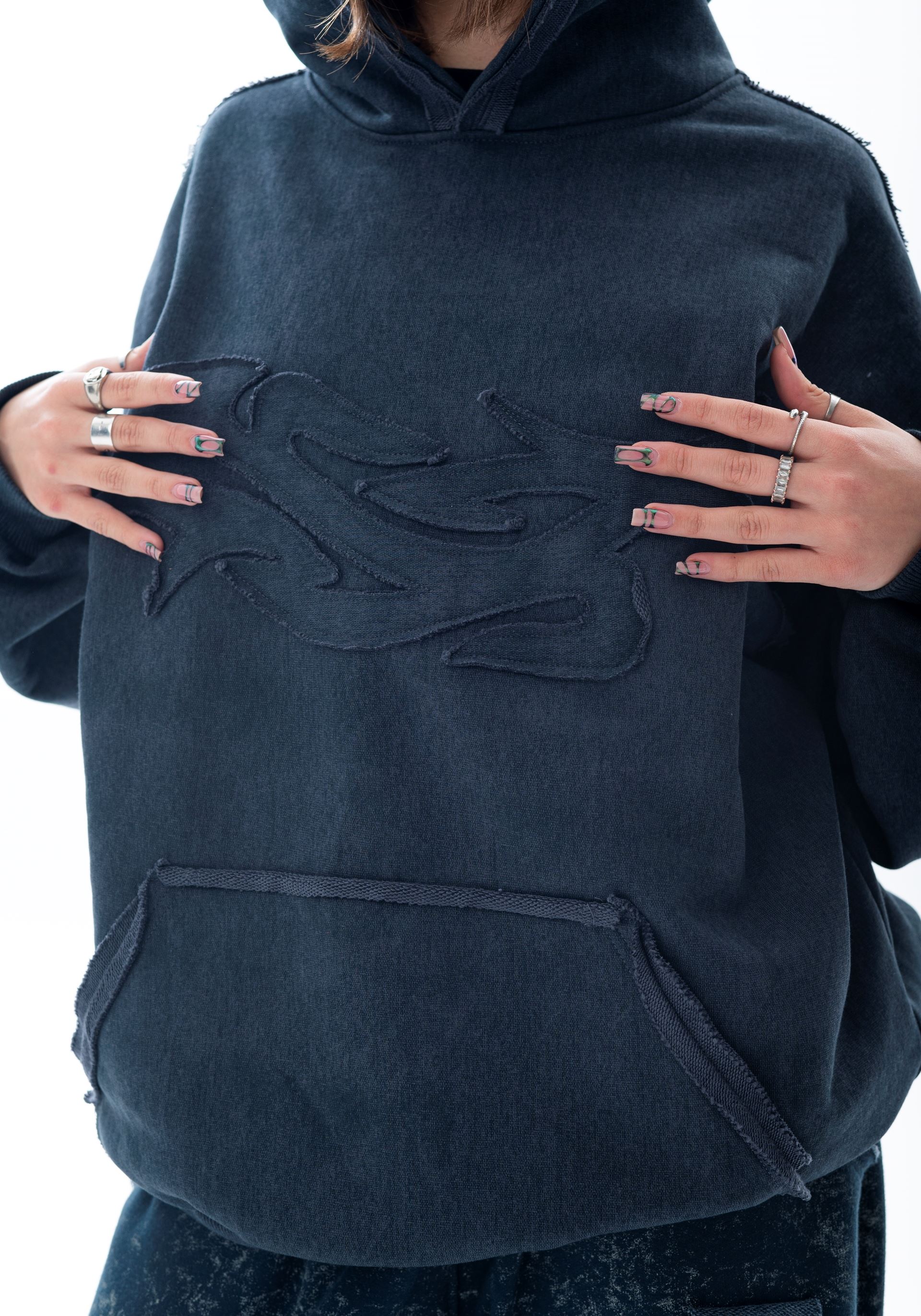 OIL WASH HOODIE