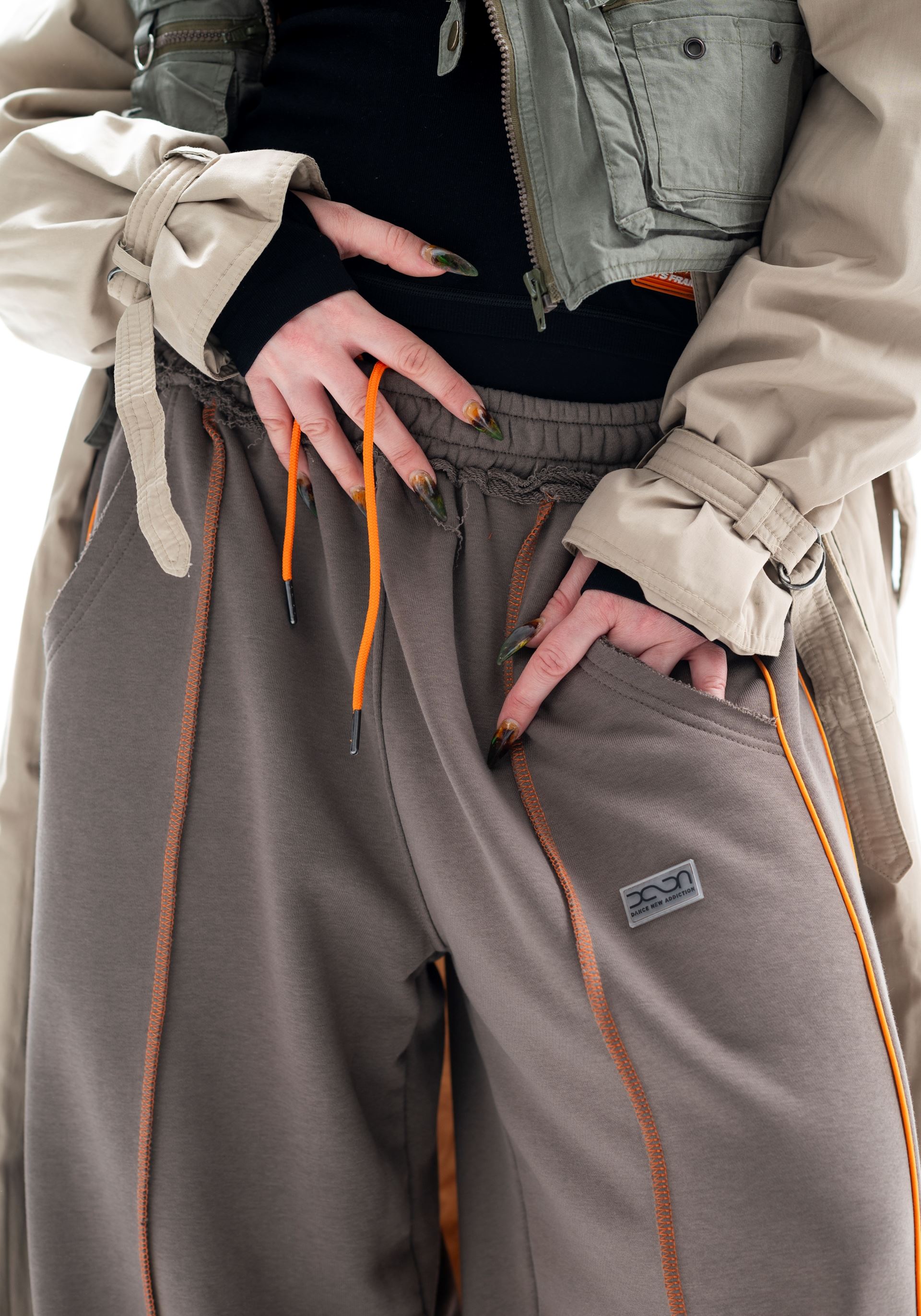 PASTEL KHAKI WIDE LEG STRIPE 2.0 JOGGERS